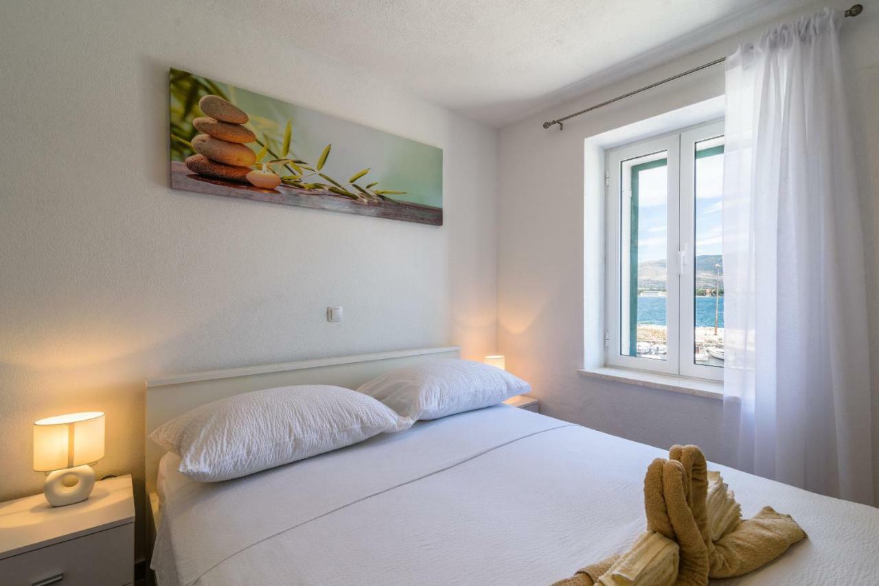 Apartment Porat Trogir Eksteriør bilde