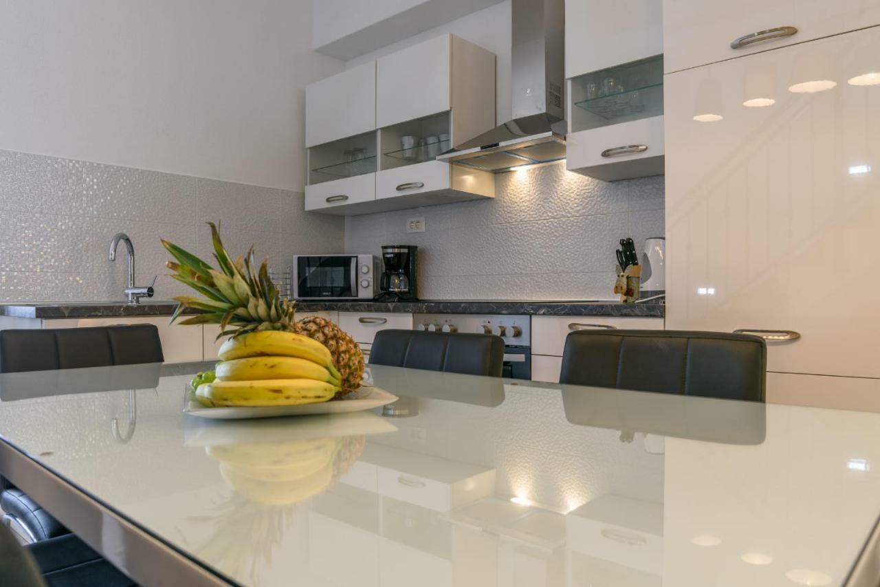 Apartment Porat Trogir Eksteriør bilde